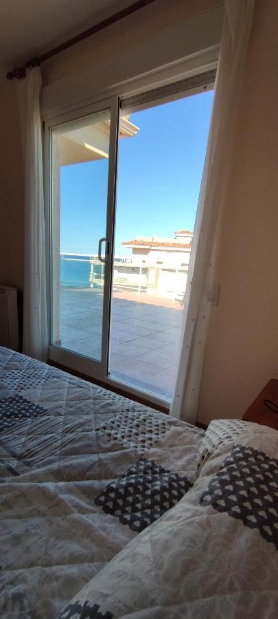 Atico Con Espectacular Terraza Frente Al Mar Apartment เพนิสโคลา ภายนอก รูปภาพ